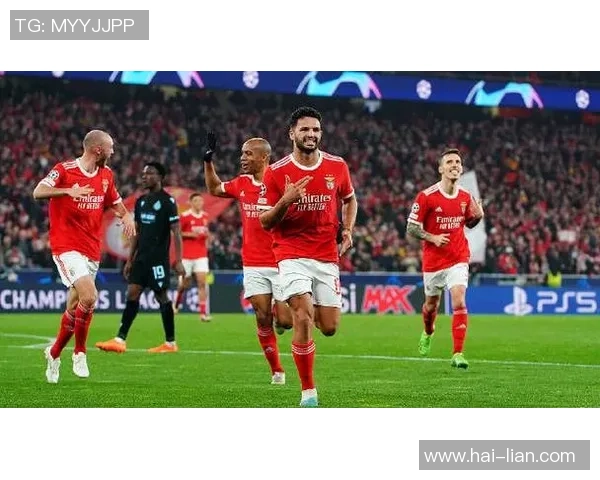 本菲卡与里昂国冠杯激战正酣谁将晋级下一轮较量