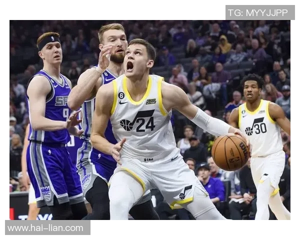 沃克凯斯勒展现潜力成为NBA新星引发球迷热议与期待