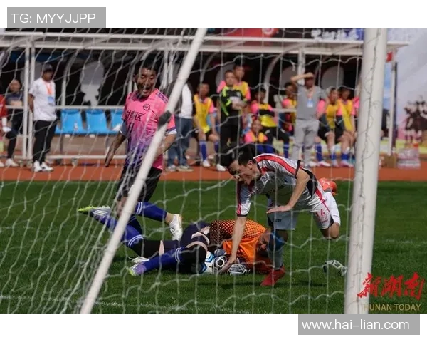 萨工人迎战纳尔瓦决战即将开启的足球盛宴